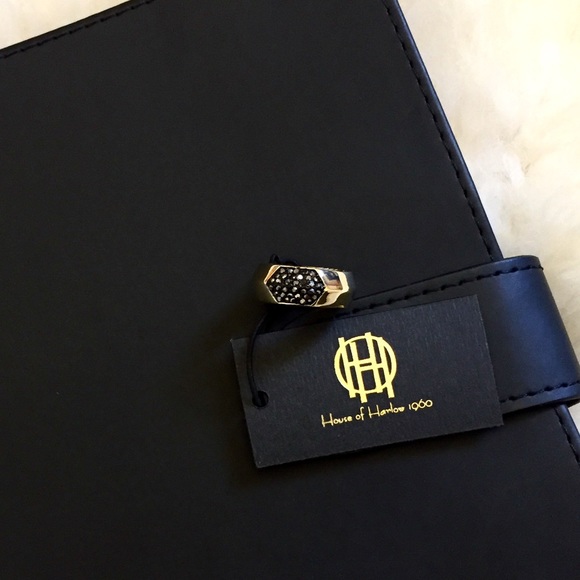 House Of Harlow 1960 Pave Hematite Inset Ring - Picture 4 of 8